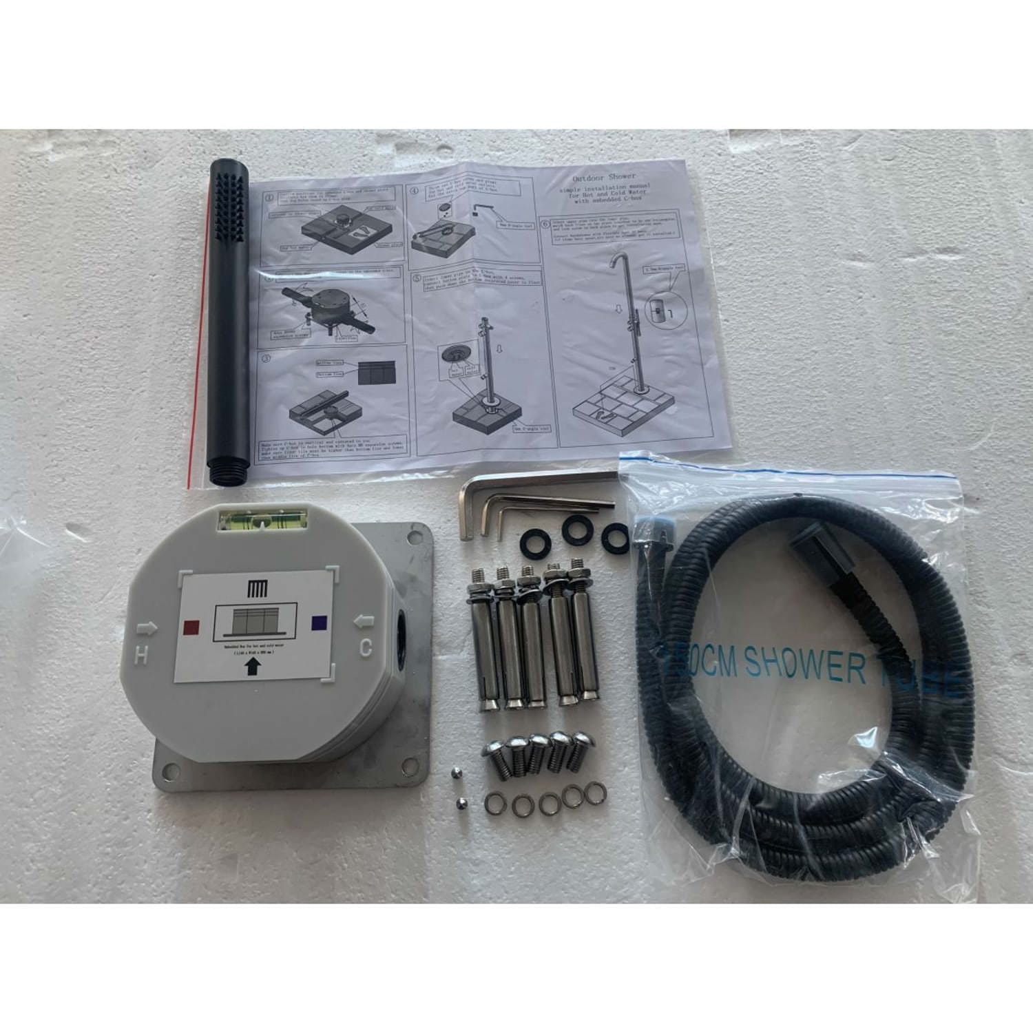 Fixation Rapide Sined Cbox Installation Facile Et Sûre Pour Vos Douches Exterieures En Inox – Image 2