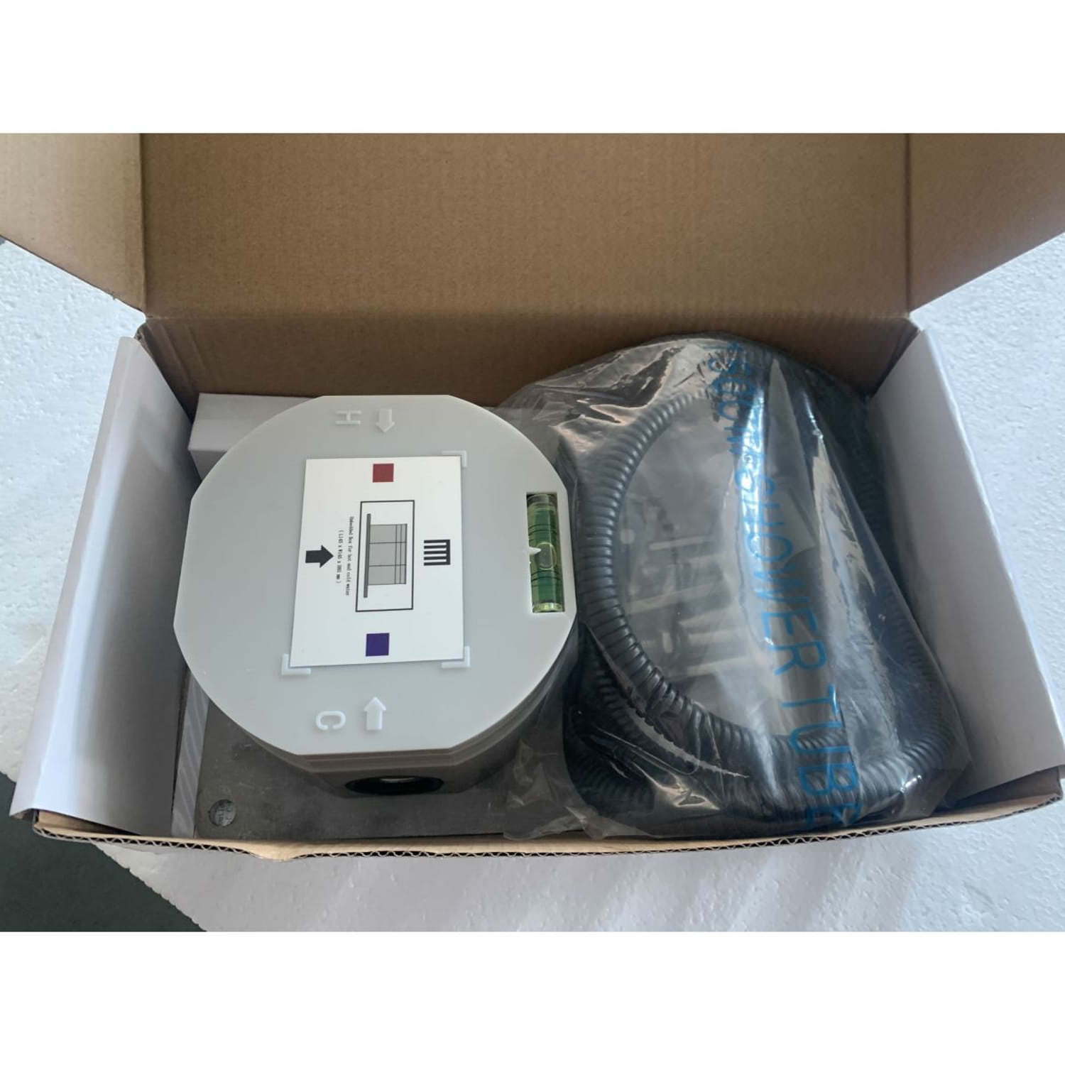 Fixation Rapide Sined Cbox Installation Facile Et Sûre Pour Vos Douches Exterieures En Inox – Image 4
