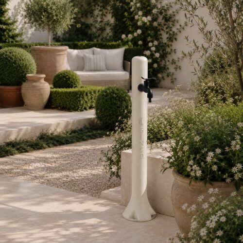 Fontaine de jardin blanche en polyethylene HD avec raccord rapide